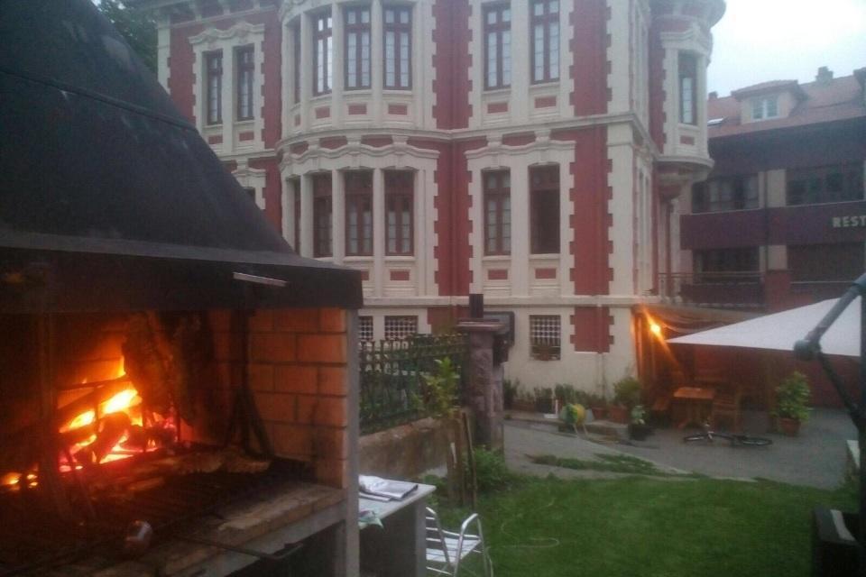 Hotel Restaurante Parador De フェレチョサ エクステリア 写真